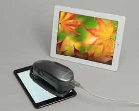 iPad Retinaディスプレイモデル 測色器.jpg